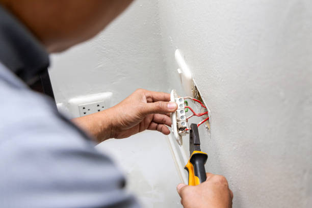 Best 24-Hour Electrician  in De Soto, KS